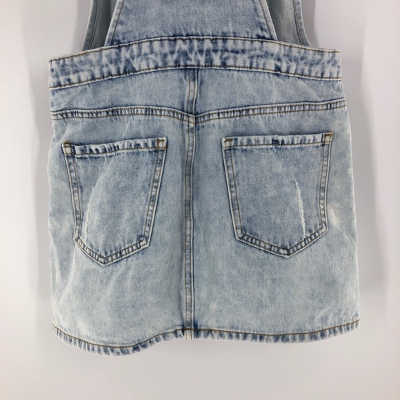 Forever 21 Distressed and Frayed Overalls Dress - Picture 6 of 13